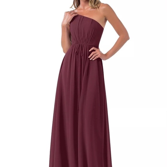 Azazie Bridesmaid Cabernet A-Line Cold Shoulder dress Plus Size 20w. - Picture 7 of 8
